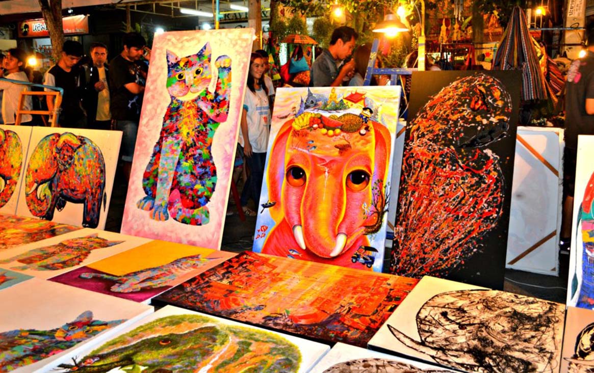 Cracking the Code of Shopping Brilliance at Chiang Mai Night Bazaar and Weekend Markets: Embarking on the Odyssey of Acquiring Distinctive Art Pieces and Handcrafted Wonders